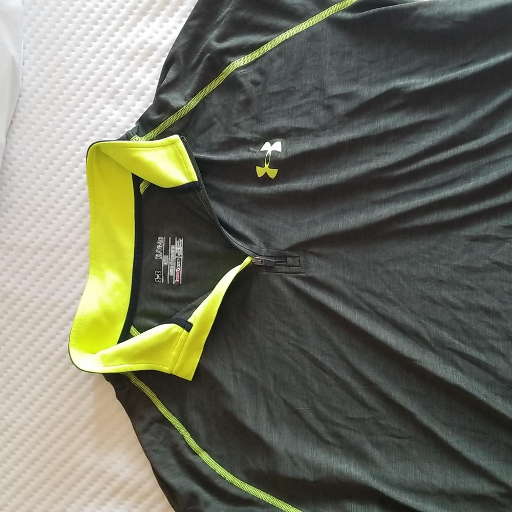 Under Armour 1/4 Zip Shirt